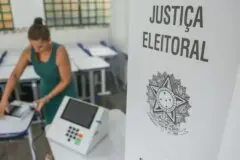 TSE informa que 900 urnas foram substituídas até o meio-dia; 4 em Rondônia