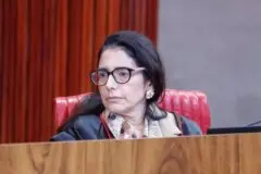 TSE mantém remoção de publicação que associa Flávio Bolsonaro a organizações criminosas